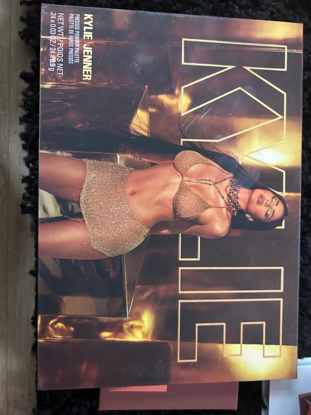 Kylie Jenner Gold Shimmer Palette